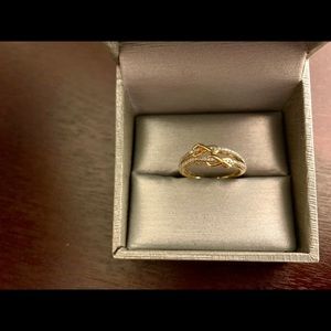 14KGP yellow Gold double infinity ring w/diamonds